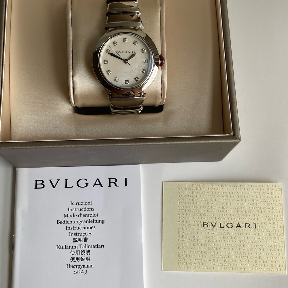 Bvlgari brand new in a box mens stainless steel with factory fitted diamonds - Picture 8 of 10